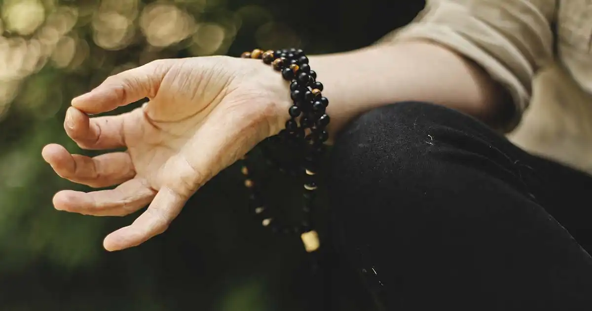 5 Hindu Mantras to Relieve Stress and Anxiety
